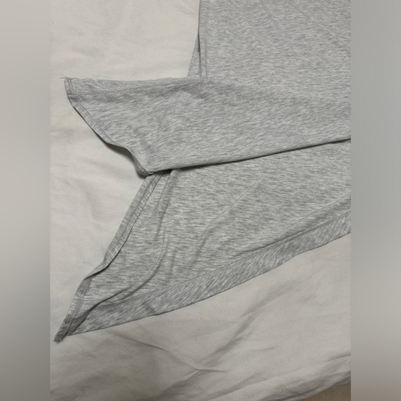 Lululemon Tie & Go Tank - Picture 5 of 9